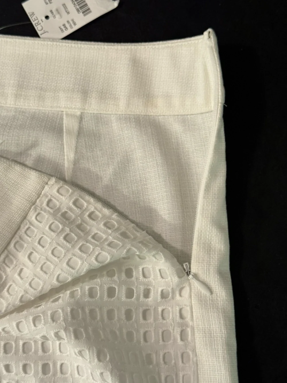 J.Crew White Textured Eyelet Shorts Size 4 Lined Summer Resort Coastal Chic NWT